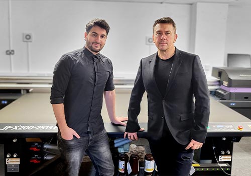 Steven Shalmani and Ian Bryan from Dornan’s with a Mimaki JFX200-2513 EX UV LED flatbed printer from CMYUK.