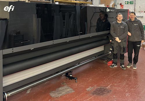 Chris Pattison and Tom Wilton from Aztec Presentations with their EFI Pro 32r+ UV LED roll-to-roll printer