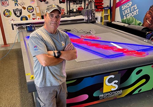 Paul Carey with the JWEI JCUT -2131 digital cutting table