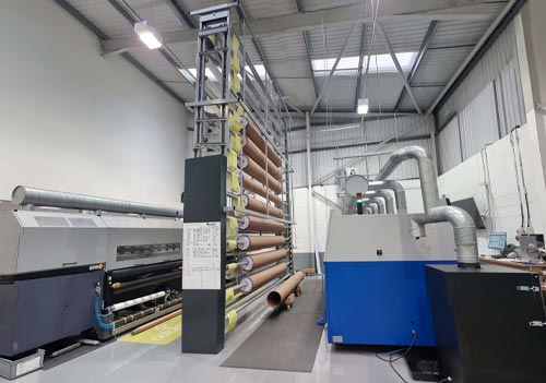  High Roller Carousel installed at Data Image by CMYUK
