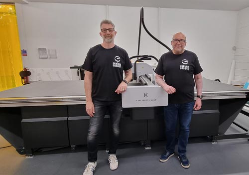  Ian Hutchison and Shevy Kapoor at eastern Exhibition & Display with a Kongsberg X24 edge digital cutting table from CMYUK.