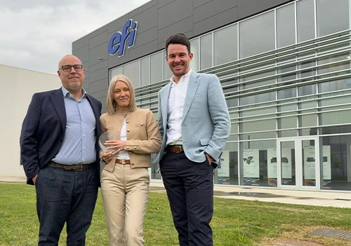 Caption: (l to r) Massimiliano Cariolato, EFI’s European and UK Sales Director; Sue Hayward, CMYUK’s Commercial Director;  Chris Martin, CMYUK’s Sales Director. 