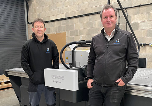 Andrew Farrell and Jonathan Marsden from Fabriplas UK with a Kongsberg X24 Edge from CMYUK.