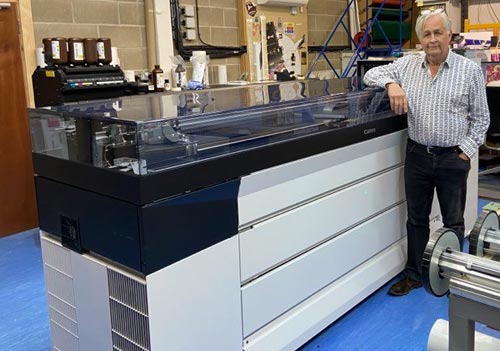 Paul Rutter from RuttersUK with a Canon Colorado 1650 from CMYUK.