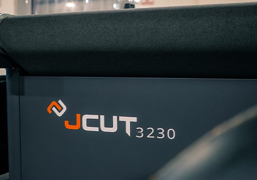 JWEI JCUT 3230 digital cutter